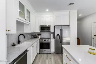 2265 W Echo Ln, Phoenix, AZ 85021 - Photo 12