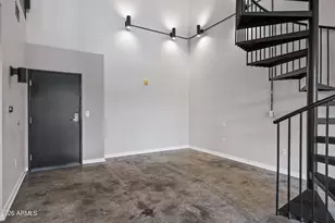 914 E Osborn Rd, Phoenix, AZ 85014 - Photo 2