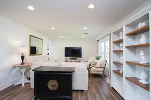 4211 E Whitton Ave, Phoenix, AZ 85018 - Photo 6