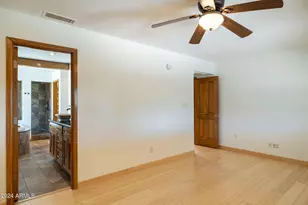 8643 E Sandalwood Dr, Scottsdale, AZ 85250 - Photo 22