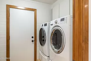 8643 E Sandalwood Dr, Scottsdale, AZ 85250 - Photo 34