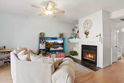 13842 S 40th Street #1004, Phoenix, AZ 85044 - Photo 8