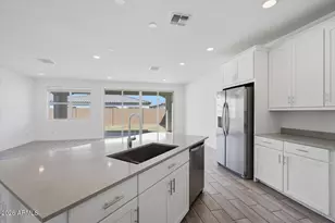 2542 W Pecan Rd, Phoenix, AZ 85041 - Photo 10