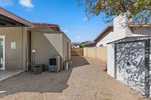 7203 W Bloomfield Rd, Peoria, AZ 85381 - Photo 68