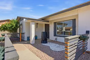 19011 N 13th Dr, Phoenix, AZ 85027 - Photo 2