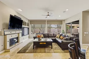 636 E Vermont Dr, Gilbert, AZ 85295 - Photo 10