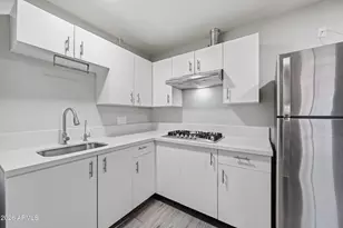 3025 N 32nd St, Phoenix, AZ 85018 - Photo 6