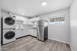 3025 N 32nd St, Phoenix, AZ 85018 - Photo 4