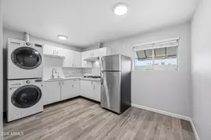 3025 N 32nd St, Phoenix, AZ 85018 - Photo 4