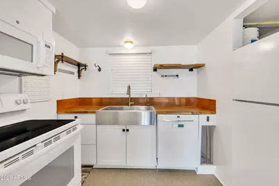 2401 N 70th Street #P, Scottsdale, AZ 85257 - Photo 6