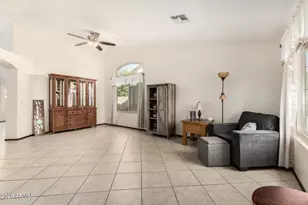8370 N 88th Ln, Peoria, AZ 85345 - Photo 4
