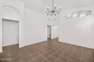 526 S Labelle St, Mesa, AZ 85208 - Photo 8