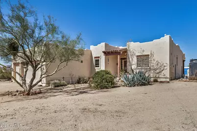 2244 E Cavalry Road, New River, AZ 85087 - Photo 1