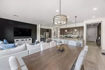 1912 W Kinfield Trail, Phoenix, AZ 85085 - Photo 18