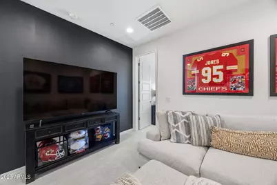 1912 W Kinfield Trail, Phoenix, AZ 85085 - Photo 26