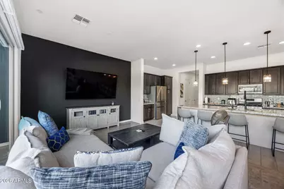 1912 W Kinfield Trail, Phoenix, AZ 85085 - Photo 16