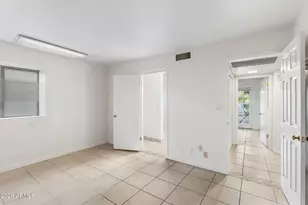 2501 E Montebello Ave, Phoenix, AZ 85016 - Photo 28