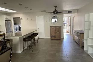 524 W Colgate Dr, Tempe, AZ 85283 - Photo 2