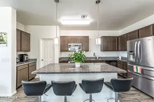 8924 N 102nd Ln, Peoria, AZ 85345 - Photo 12