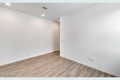 13329 W Lariat Lane, Peoria, AZ 85383 - Photo 8