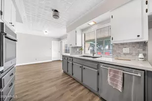 4503 W Laurie Ln, Glendale, AZ 85302 - Photo 18