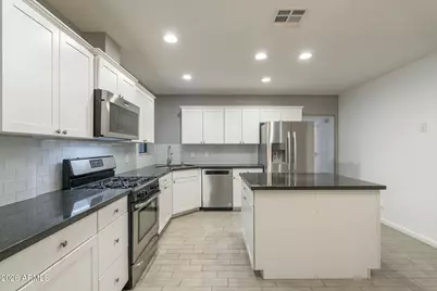 4208 E Wilshire Drive, Phoenix, AZ 85008 - Photo 14