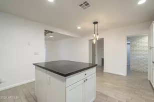 4208 E Wilshire Dr, Phoenix, AZ 85008 - Photo 12