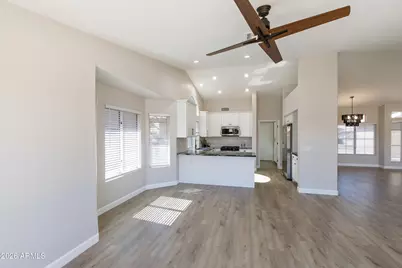 8737 W Kimberly Way, Peoria, AZ 85382 - Photo 14
