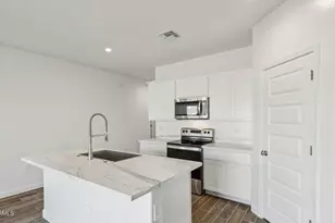 1554 E Glazier Dr E, Casa Grande, AZ 85122 - Photo 4