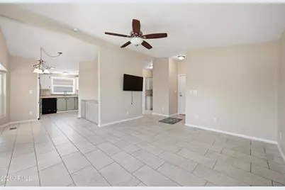 6501 S Oakmont Drive, Chandler, AZ 85249 - Photo 8