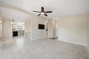 6501 S Oakmont Dr, Chandler, AZ 85249 - Photo 8