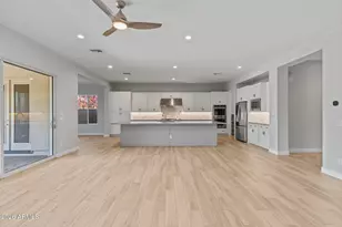 22764 N 97th Dr, Peoria, AZ 85383 - Photo 26