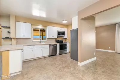 4608 E Virginia Avenue, Phoenix, AZ 85008 - Photo 12