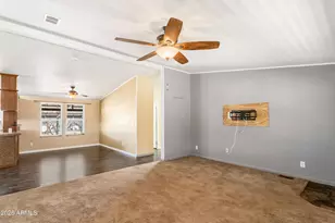 6627 S Veterans Ln, Hereford, AZ 85615 - Photo 8