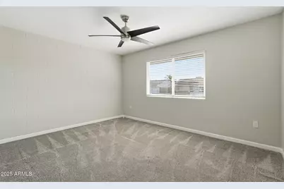 10002 W Tarrytown Avenue, Sun City, AZ 85351 - Photo 12