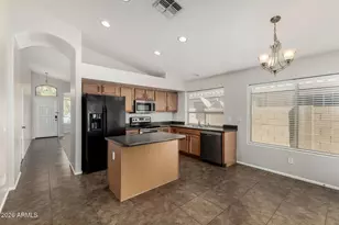 40381 W Robbins Dr, Maricopa, AZ 85138 - Photo 10