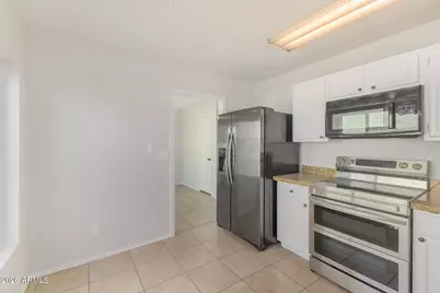 5252 N 102nd Avenue, Glendale, AZ 85307 - Photo 18