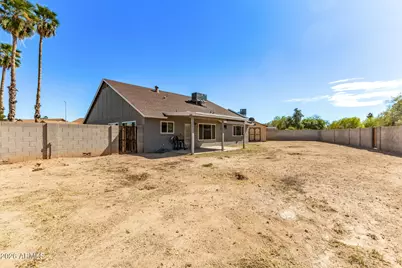 5252 N 102nd Avenue, Glendale, AZ 85307 - Photo 4