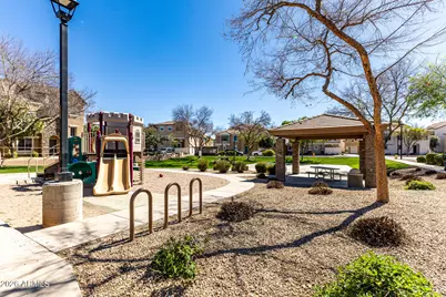 970 W Aspen Way, Gilbert, AZ 85233 - Photo 32