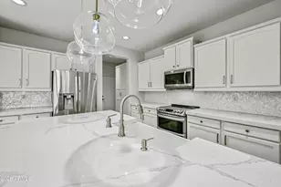 23862 W Gibson Ln, Buckeye, AZ 85326 - Photo 16