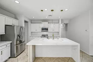 23862 W Gibson Ln, Buckeye, AZ 85326 - Photo 10