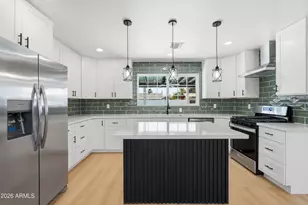 3327 W Wethersfield Rd, Phoenix, AZ 85029 - Photo 2