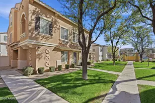 161 W Campbell Ct, Gilbert, AZ 85233 - Photo 2