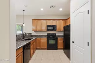 8804 W Pershing Ave, Peoria, AZ 85381 - Photo 10