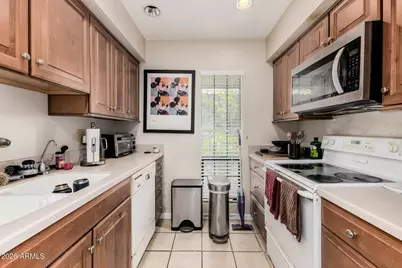 5221 N 24th Street #208, Phoenix, AZ 85016 - Photo 10