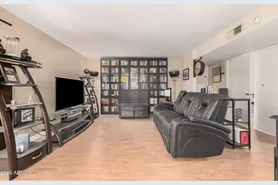 5221 N 24th Street #208, Phoenix, AZ 85016 - Photo 6