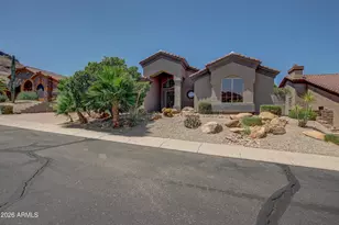 1918 E Marilyn Rd, Phoenix, AZ 85022 - Photo 6