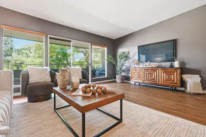 1201 E Rose Lane #9, Phoenix, AZ 85014 - Photo 2