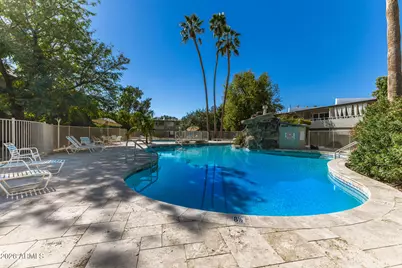 1201 E Rose Lane #9, Phoenix, AZ 85014 - Photo 18