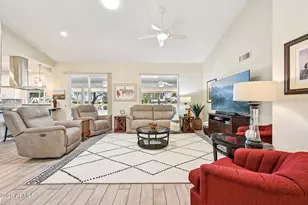 14653 W Ravenswood Dr, Sun City West, AZ 85375 - Photo 12